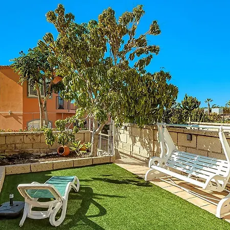 Дом отдыха New Townhouse In El Duque Joyas