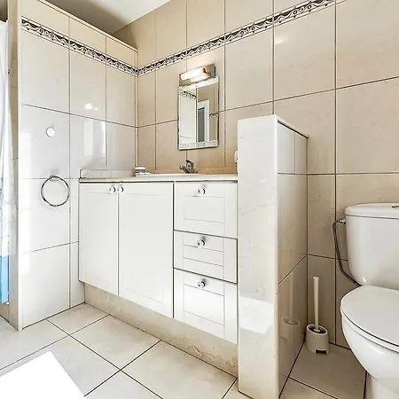 New Townhouse In El Duque Joyas * Адехе