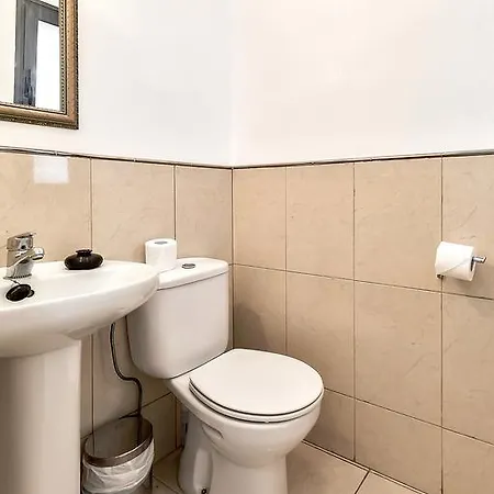 Дом отдыха New Townhouse In El Duque Joyas *