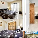 펜션 New Townhouse In El Duque Joyas 아데제