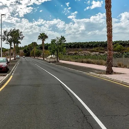 New Townhouse In El Duque Joyas * Адехе