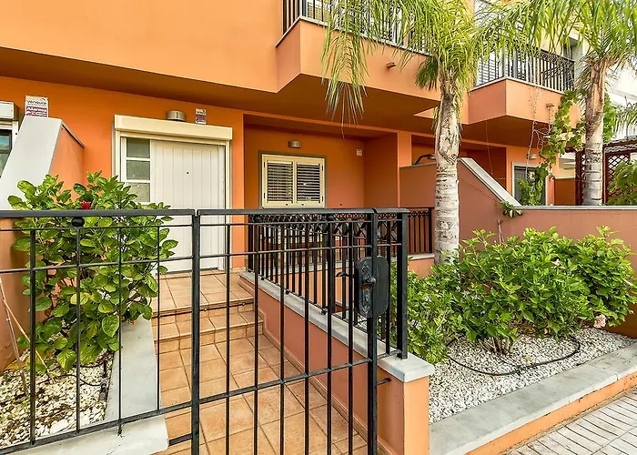 New Townhouse In El Duque Joyas Casa vacanze *