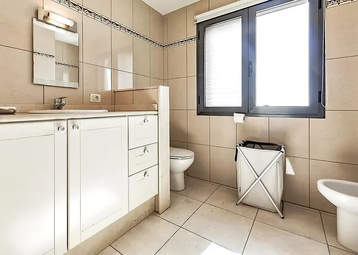 New Townhouse In El Duque Joyas Casa vacanze *