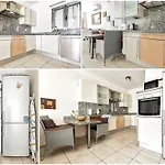 New Townhouse In El Duque Joyas *