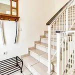 Semesterbostad New Townhouse In El Duque Joyas