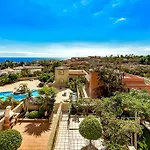 New Townhouse In El Duque Joyas Costa Adeje (Tenerife)