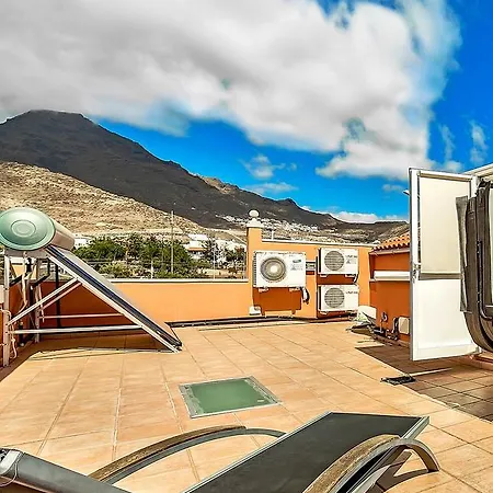 Nyaraló New Townhouse In El Duque Joyas *