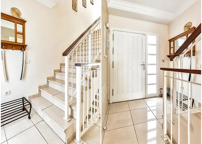 Будинок відпочинку New Townhouse In El Duque Joyas Адехе