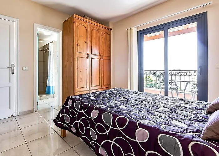 New Townhouse In El Duque Joyas Будинок відпочинку *