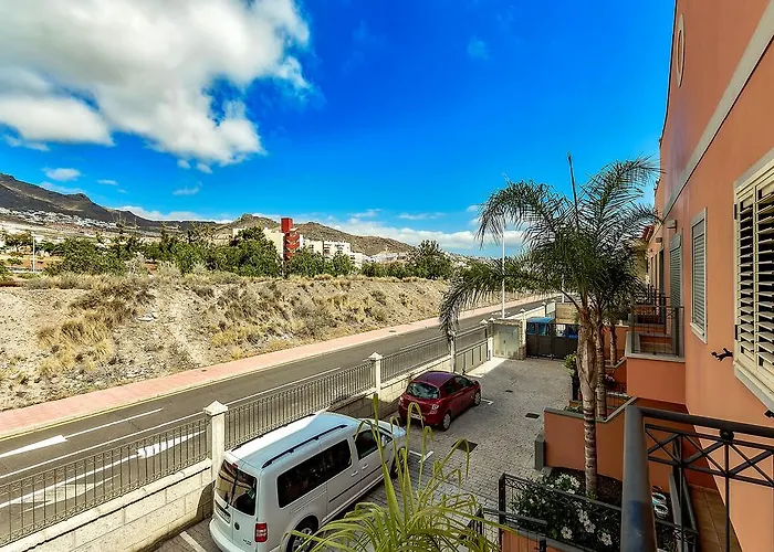 New Townhouse In El Duque Joyas Будинок відпочинку *