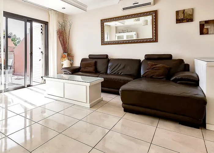 New Townhouse In El Duque Joyas Будинок відпочинку *